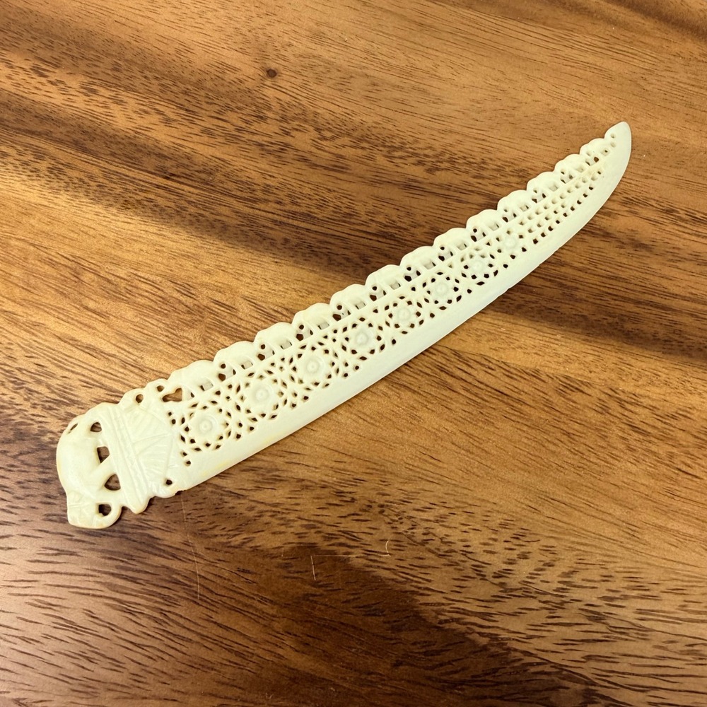 Vintage Celluloid or Bakelite Plastic‎ Elephant Letter Opener Cream 6.5 Inch